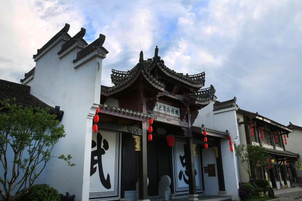 两会时间基层代表说宁夏人大代表周娟 建议加大对乡村振兴特色产业支持力度 推动特色产业做大做强